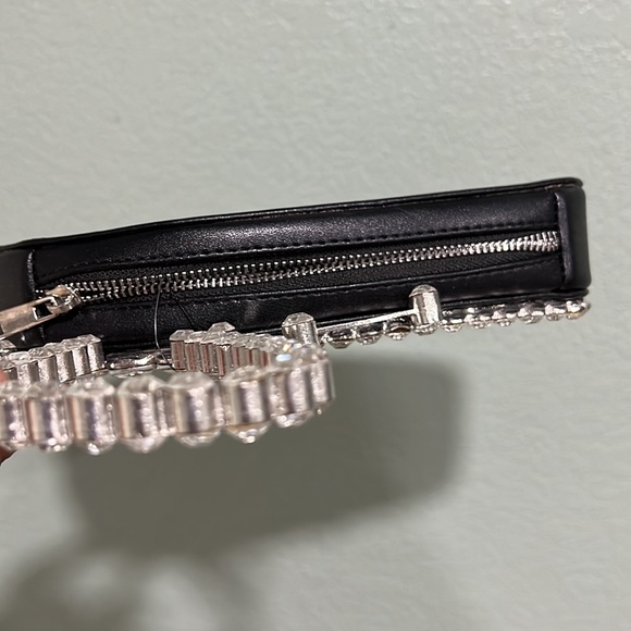 New Butterfly Rhinestone Bag - Picture 3 of 3